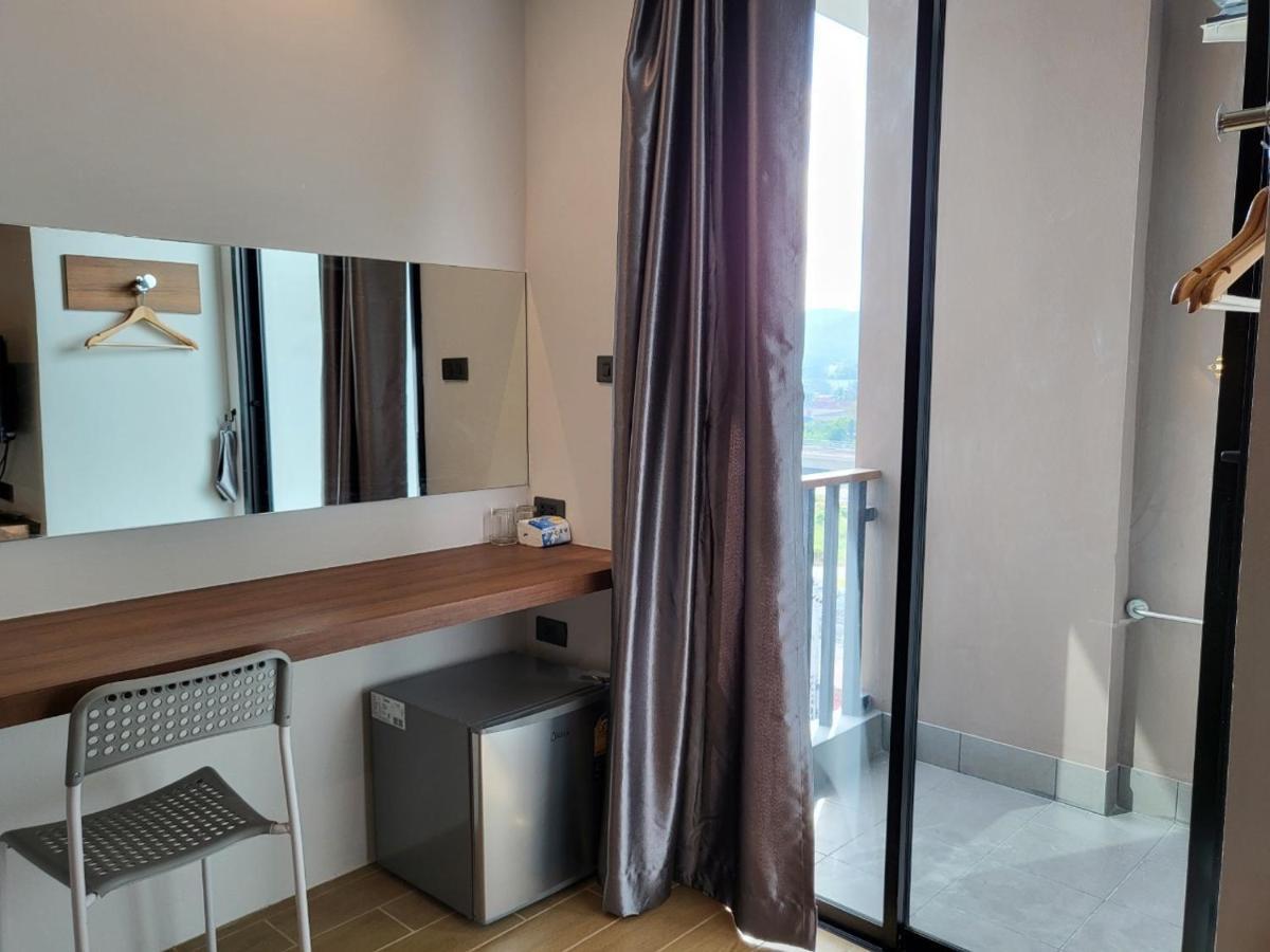 S3 Huahin Hotel Exterior photo